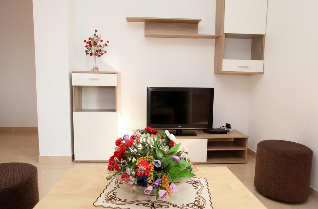 Apartments Villa Karlo Kaštela Extérieur photo